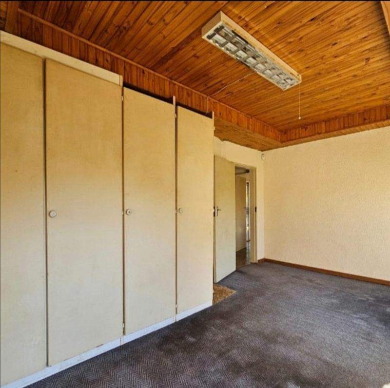 4 Bedroom Property for Sale in Vaal Park Ext 1 Free State